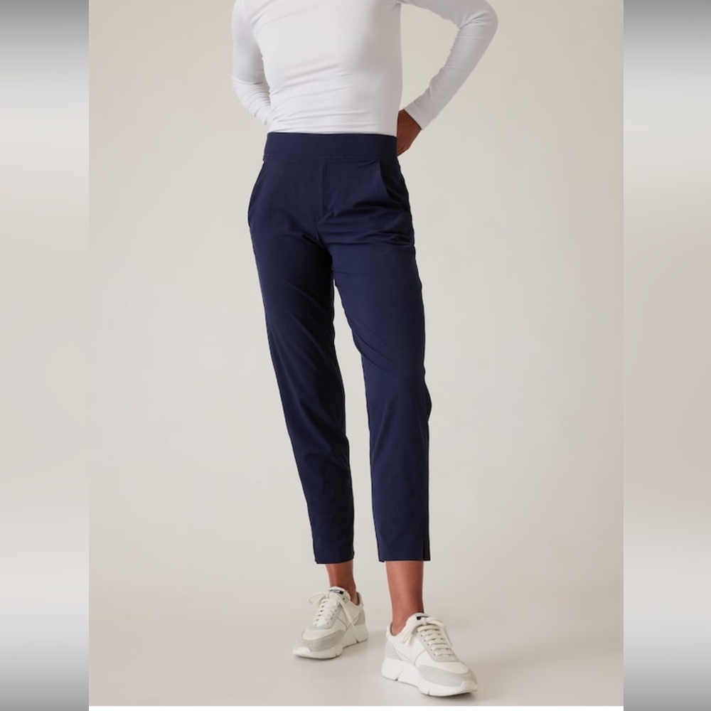 Athleta Navy Slim Cropped Ankle Pants